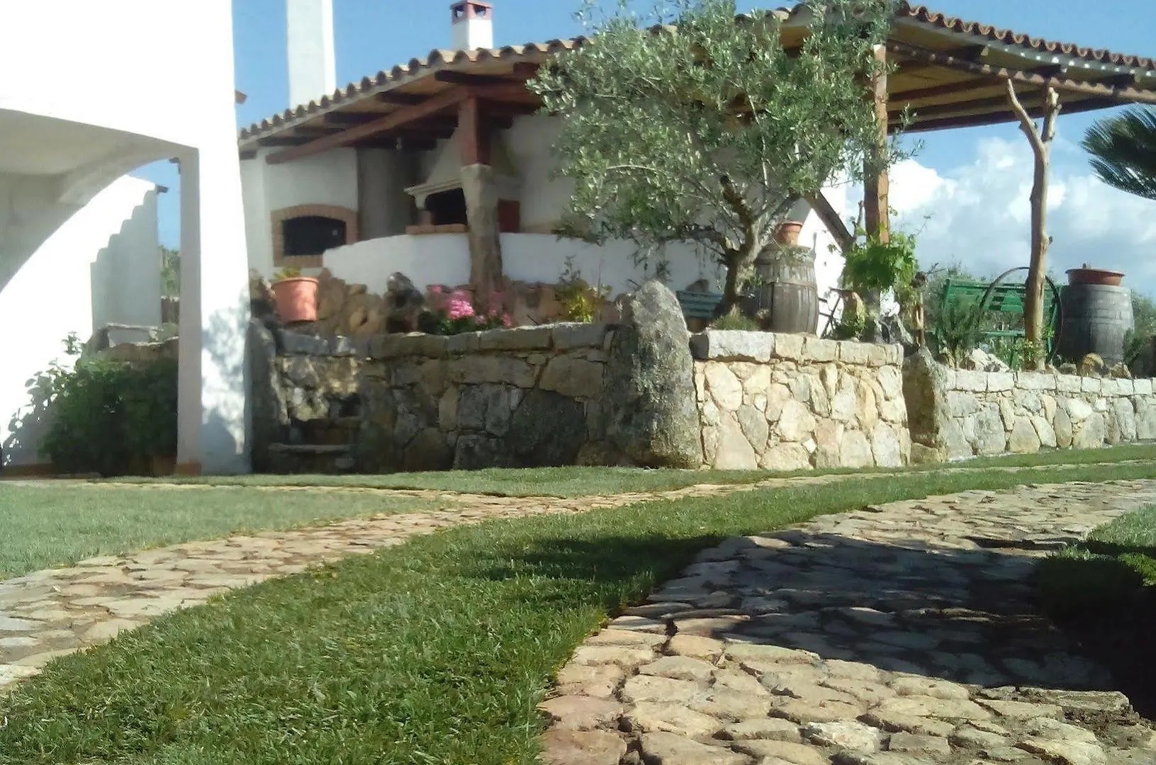 Agriturismo B&B Domo De Resteblas Berchidda 0*,  Italia